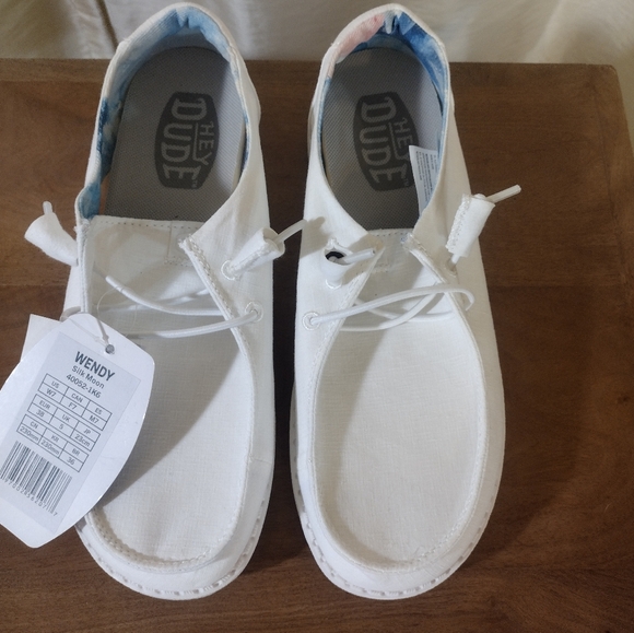 Hey dude Wendy silk moon shoes size W7 - Picture 3 of 11